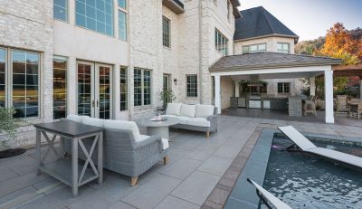 Outdoor Kitchen Fire Pit